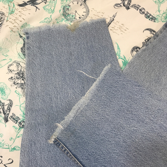 Vintage Levi’s 950 Relaxed Fit Tapered Leg 34 - Picture 6 of 8